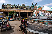 The great Chola temples of Tamil Nadu - the Sri Meenakshi-Sundareshwarar Temple of Madurai. The Nandi bull statue was sitting in front the east entrance of the Pudu-mandapa. 